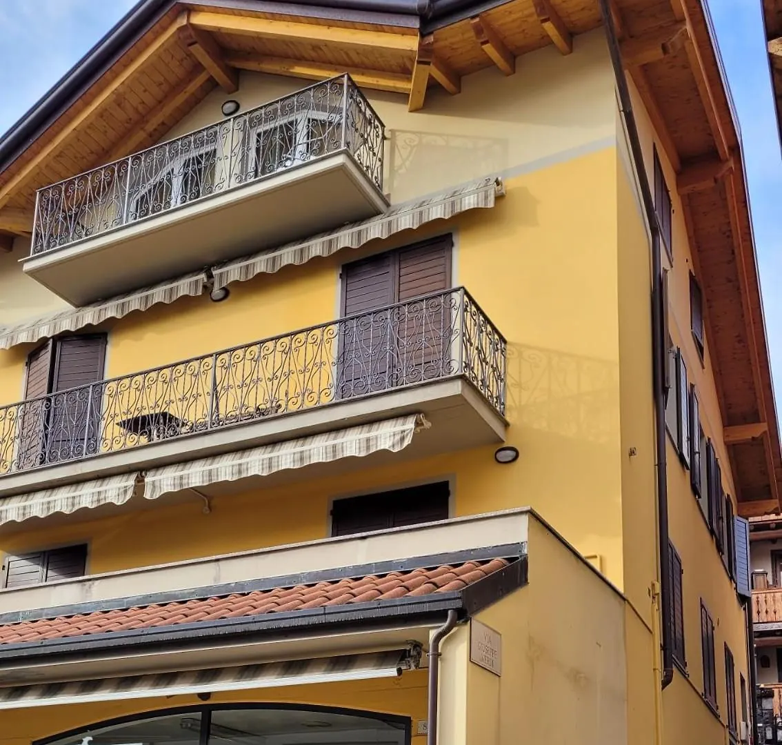 Mirella Mountain Lake Iseo Hospitality Apartment Bossico